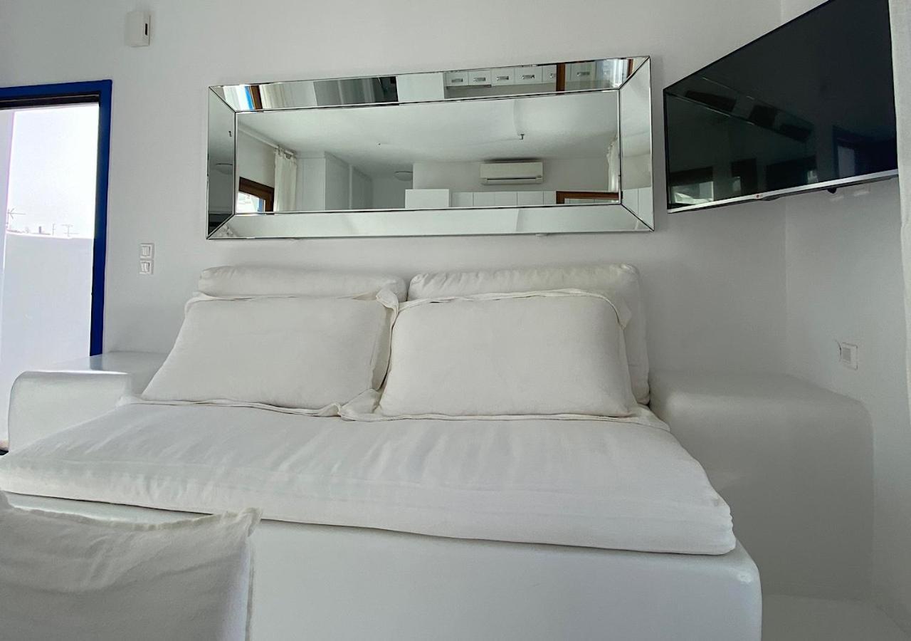 Myconian Sky Suites In Town Mykonos Town Exterior foto